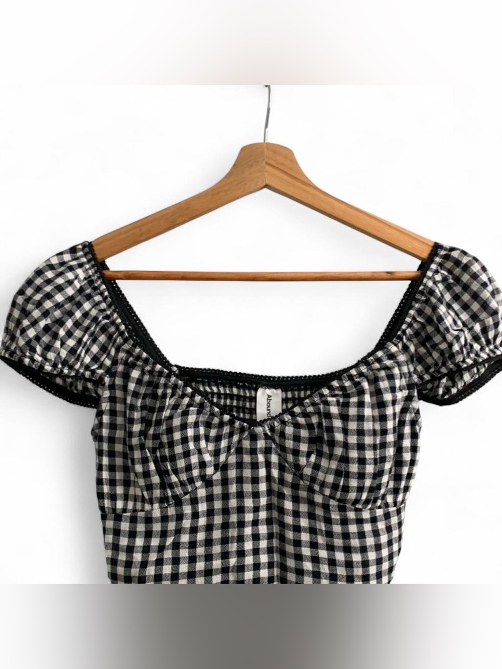 NWT Abound Black and White Gingham Puff Sleeve Cropped Top Size Small #gingham - Picture 4 of 7